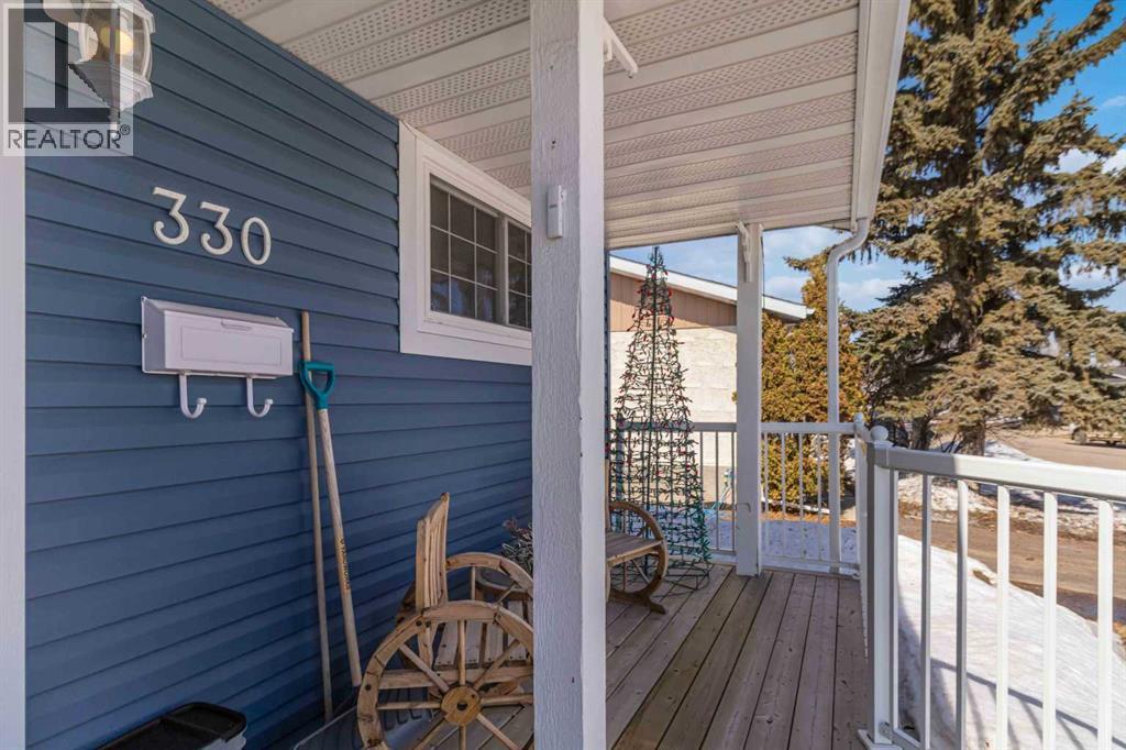 330 Hillcrest Drive, Fort Mcmurray, Alberta  T9H 3X5 - Photo 6 - A2304778