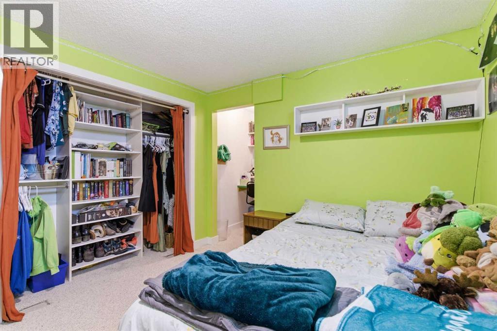 206 Sierra Nevada Close Sw, Calgary, Alberta  T3H 3H6 - Photo 33 - A2297192
