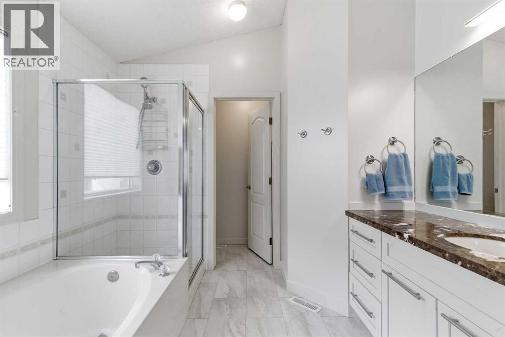 206 Sierra Nevada Close Sw, Calgary, Alberta  T3H 3H6 - Photo 21 - A2297192