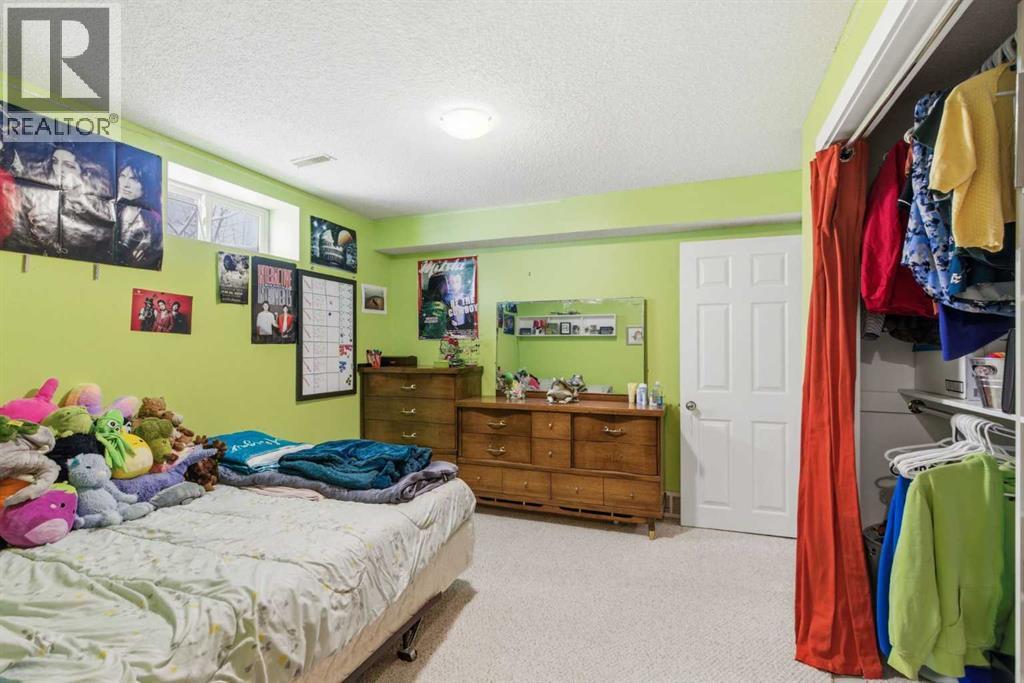 206 Sierra Nevada Close Sw, Calgary, Alberta  T3H 3H6 - Photo 35 - A2297192