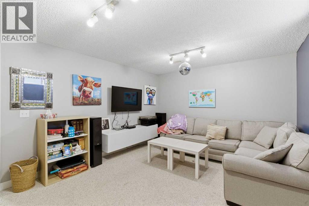 206 Sierra Nevada Close Sw, Calgary, Alberta  T3H 3H6 - Photo 36 - A2297192