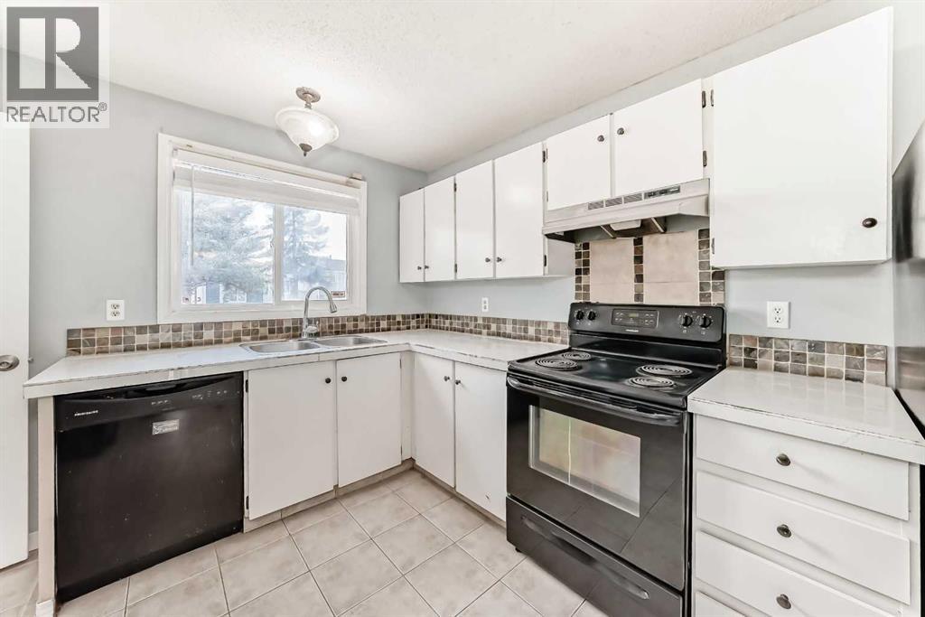 63 Falshire Place Ne, Calgary, Alberta  T3J 2C6 - Photo 12 - A2297314