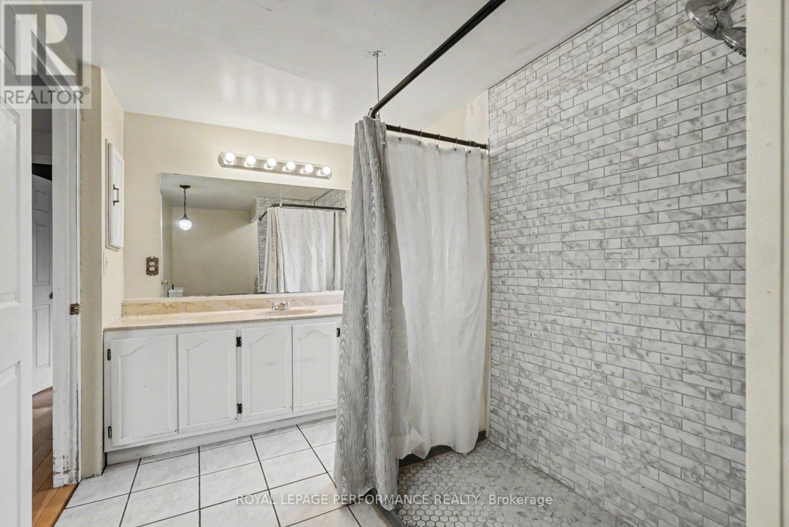 4946 Thunder Road, Ottawa, Ontario  K0A 1K0 - Photo 18 - X13066516