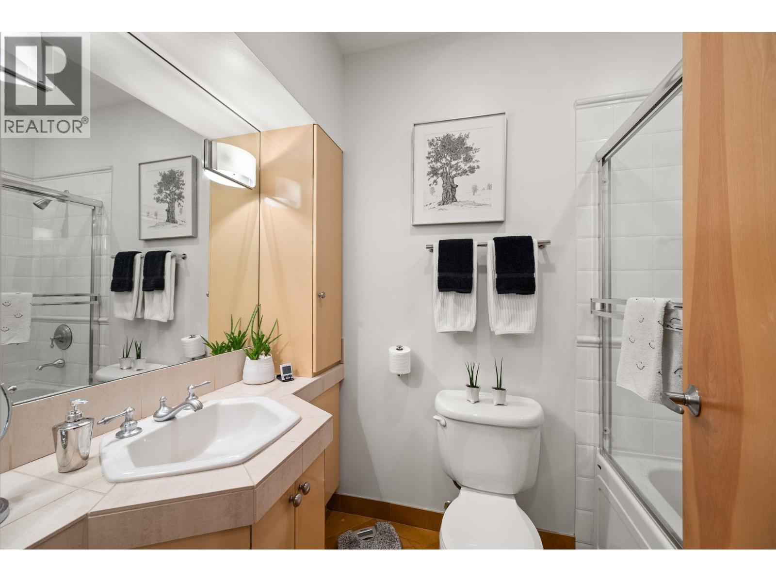 202 1750 W 2nd Avenue, Vancouver, British Columbia  V6J 1H6 - Photo 23 - R3108888