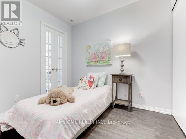 28 Sommerset Way, Toronto, Ontario  M2N 6W7 - Photo 10 - C13066514