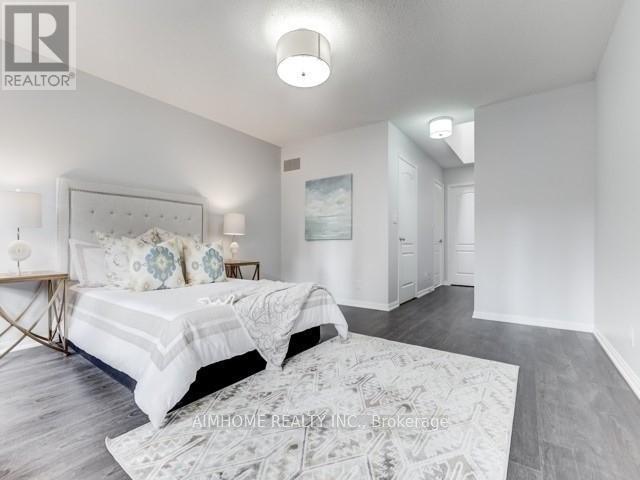 28 Sommerset Way, Toronto, Ontario  M2N 6W7 - Photo 14 - C13066514