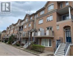 28 SOMMERSET WAY, Toronto, Ontario