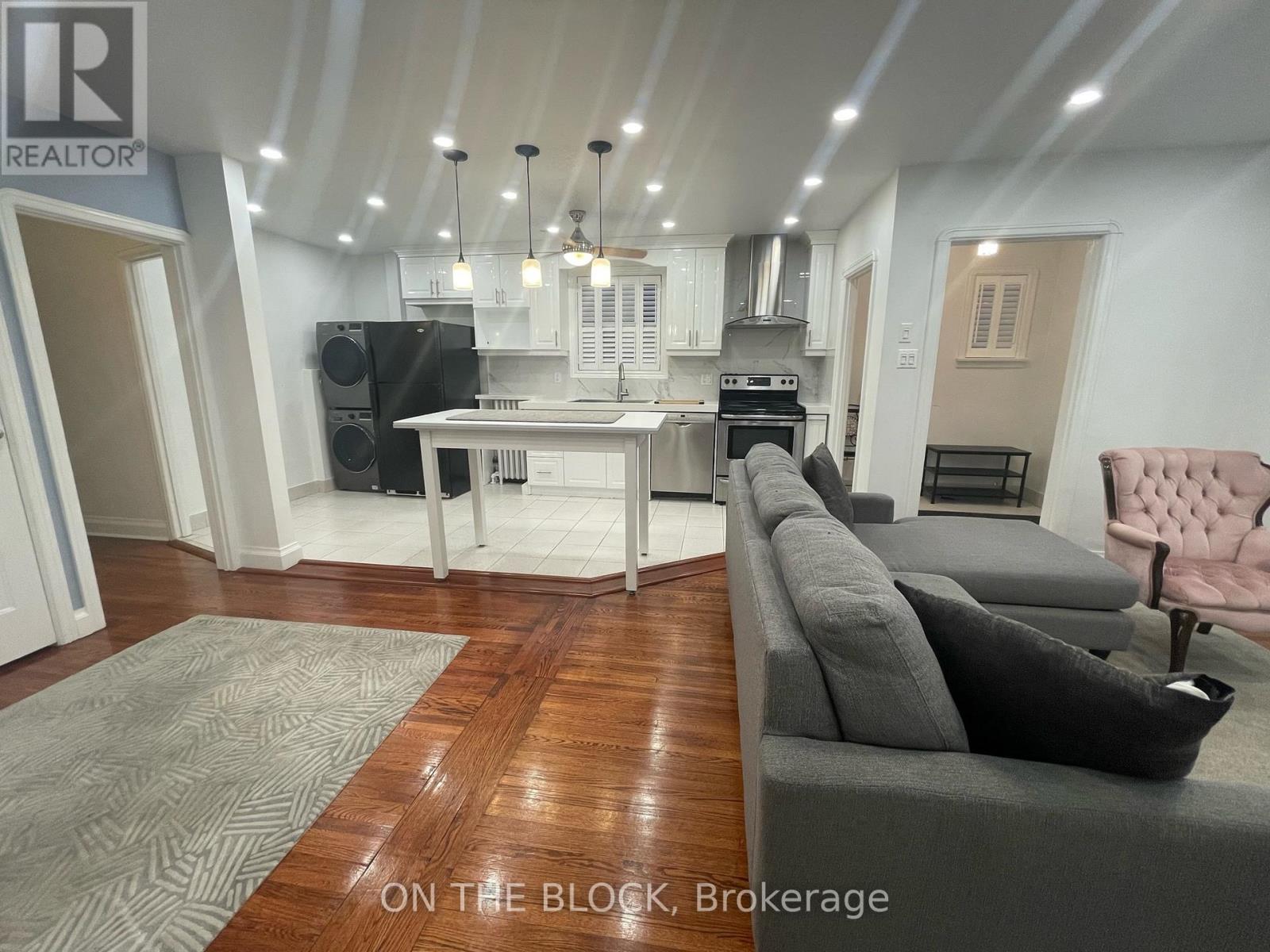 216 Donlands Avenue, Toronto, Ontario  M4J 3R1 - Photo 3 - E13066496