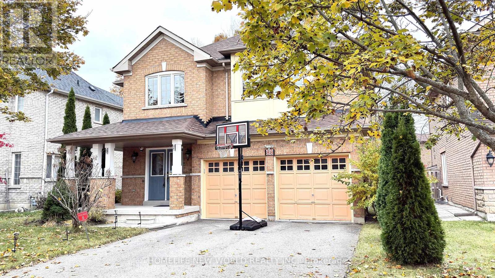 88 Gracedale Drive, Richmond Hill, Ontario  L4C 0S8 - Photo 2 - N13066542