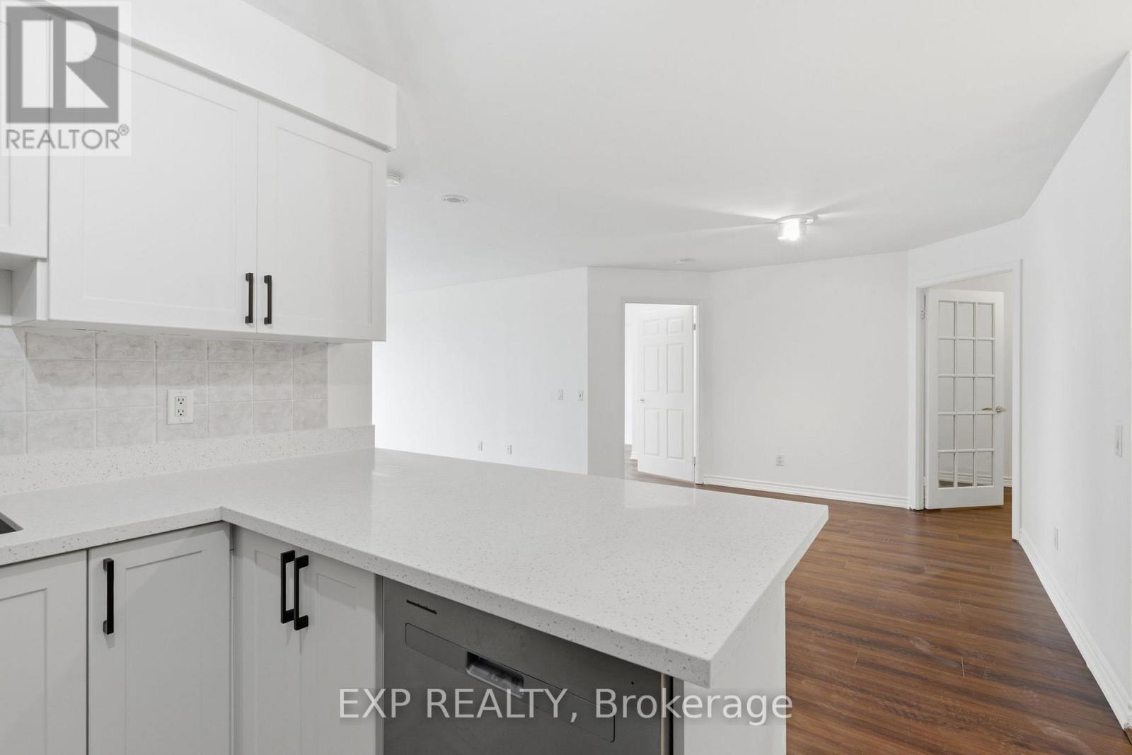 2120 - 25 Kingsbridge Garden Circle, Mississauga, Ontario  L5R 4B1 - Photo 9 - W13066492