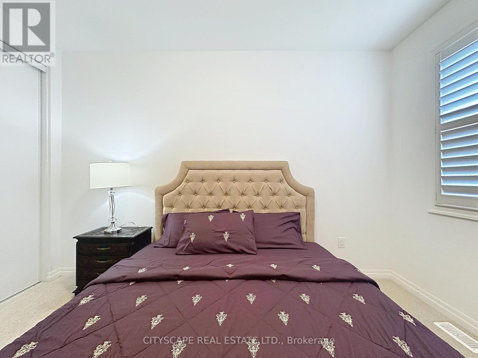 1790 Dance Court NW, Milton, Ontario  L9E 2A2 - Photo 32 - W13066498