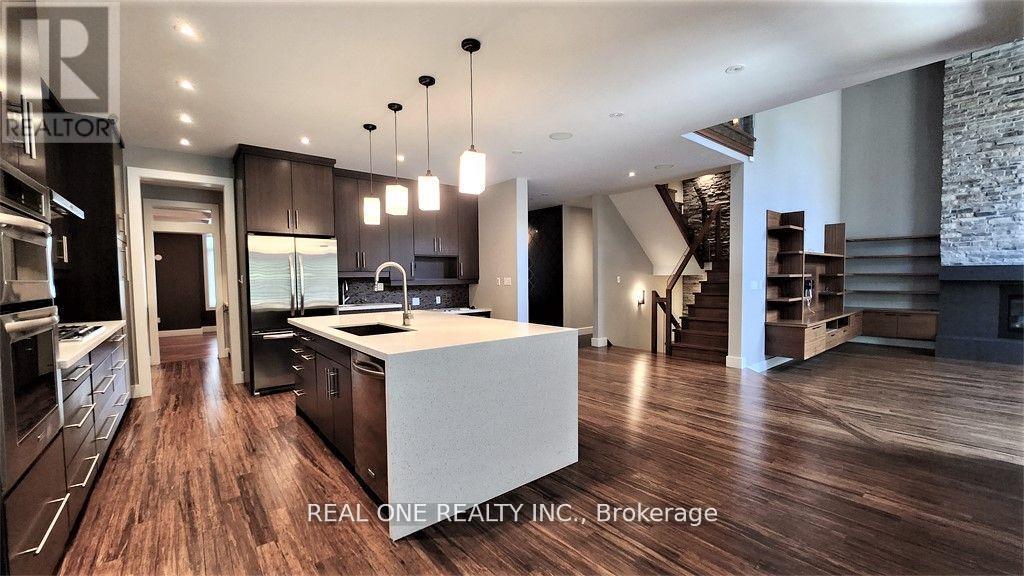 531 Jeanette Drive, Oakville, Ontario  L6K 1M9 - Photo 6 - W13066506