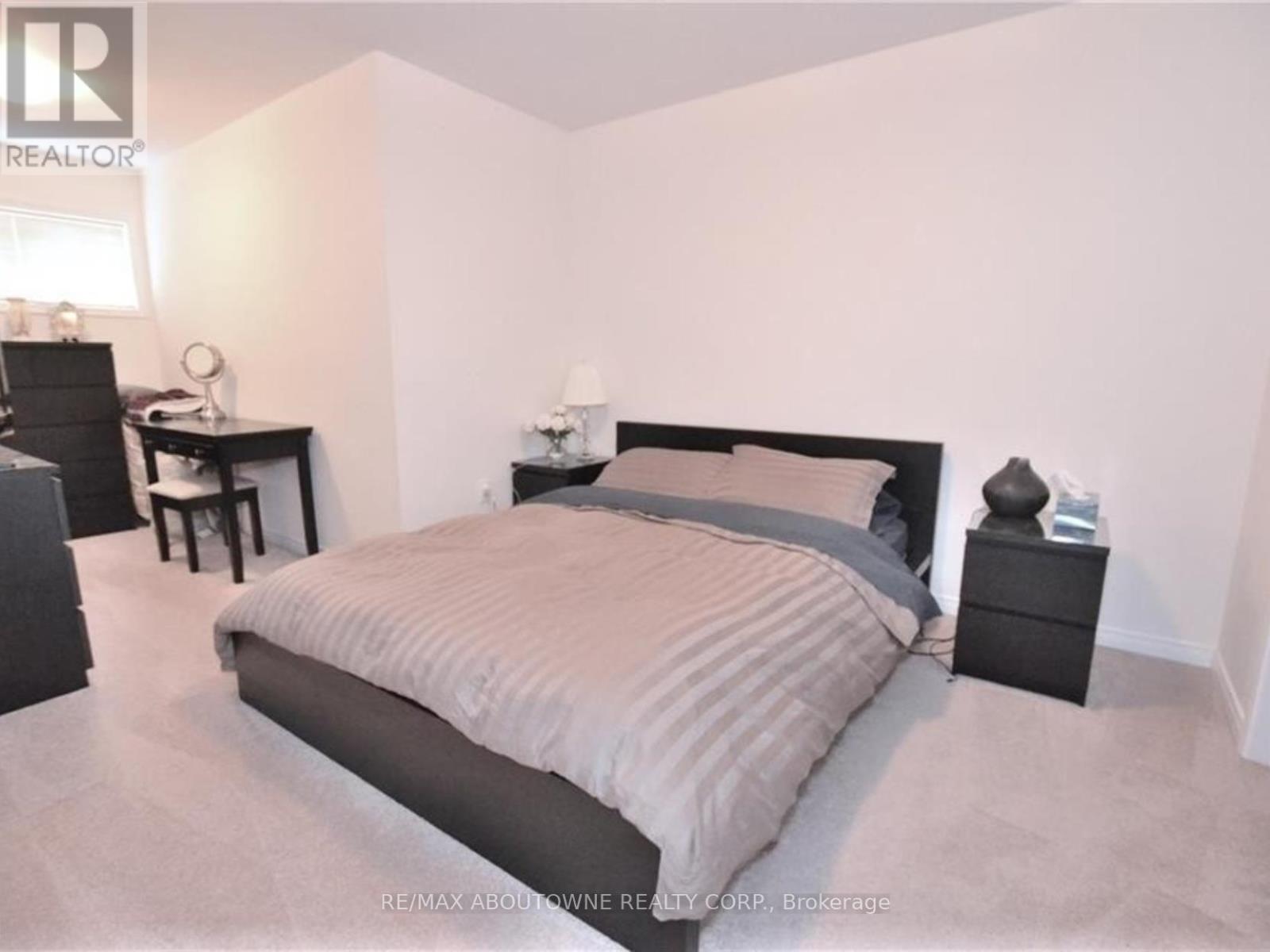 1 - 2441 Greenwich Drive, Oakville, Ontario  L6M 0S3 - Photo 8 - W13066534