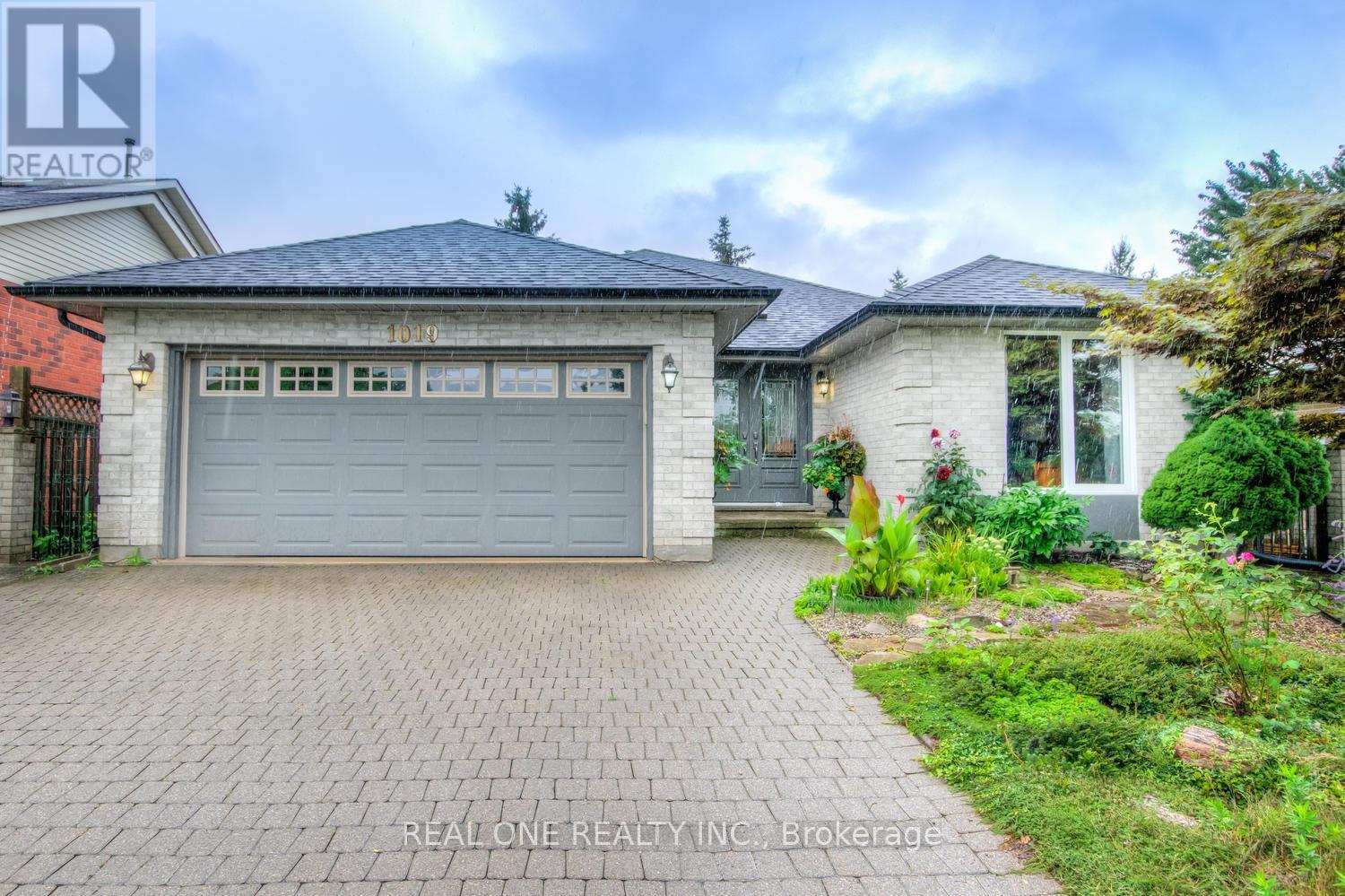 1019 ALDERSBROOK ROAD, London North, Ontario