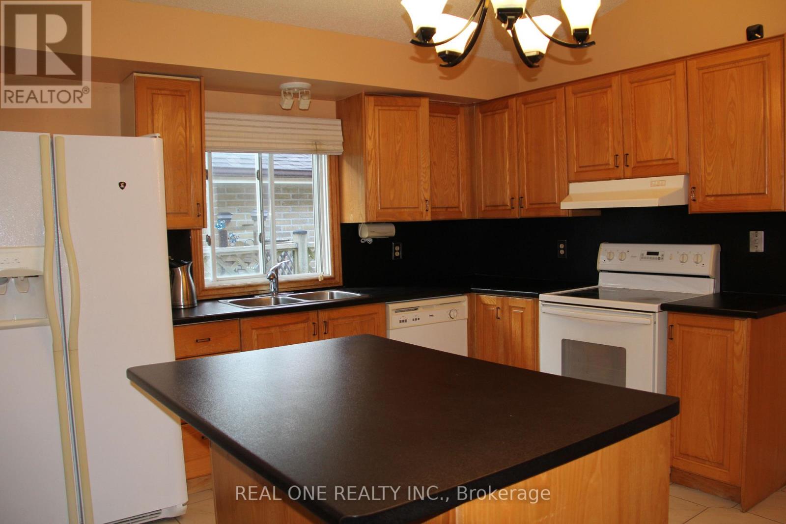 1019 Aldersbrook Road, London North, Ontario  N6G 4L9 - Photo 7 - X13066510