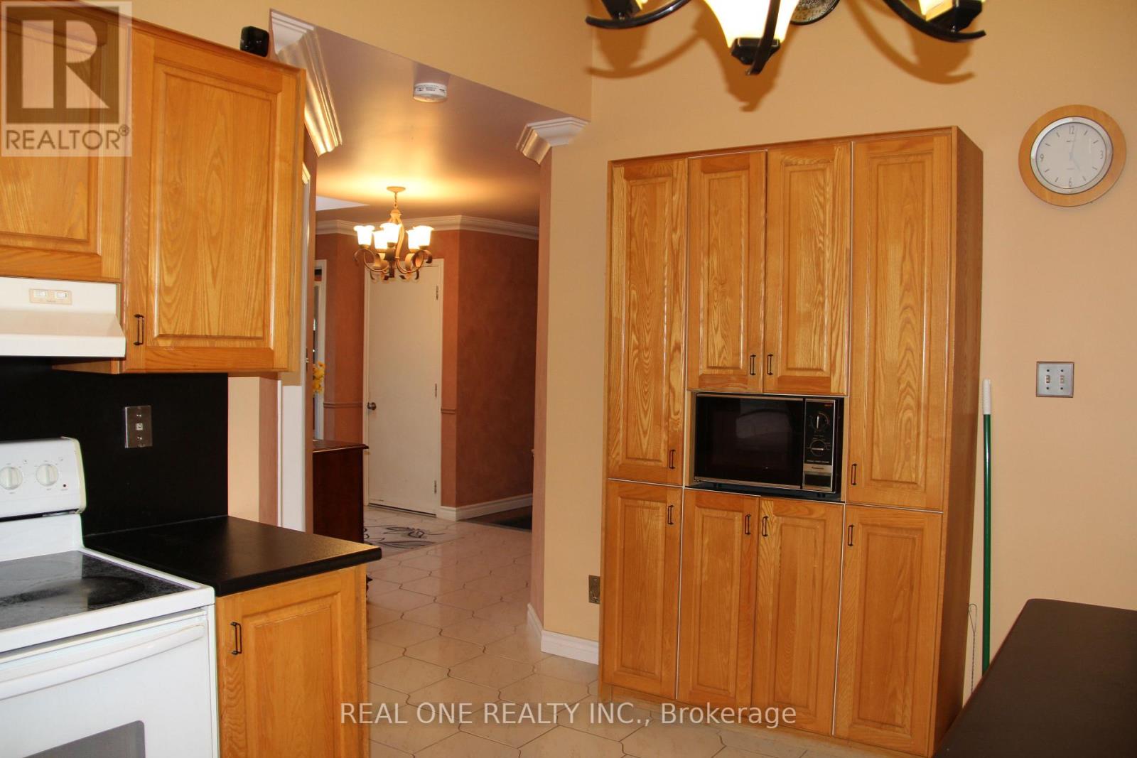 1019 Aldersbrook Road, London North, Ontario  N6G 4L9 - Photo 9 - X13066510