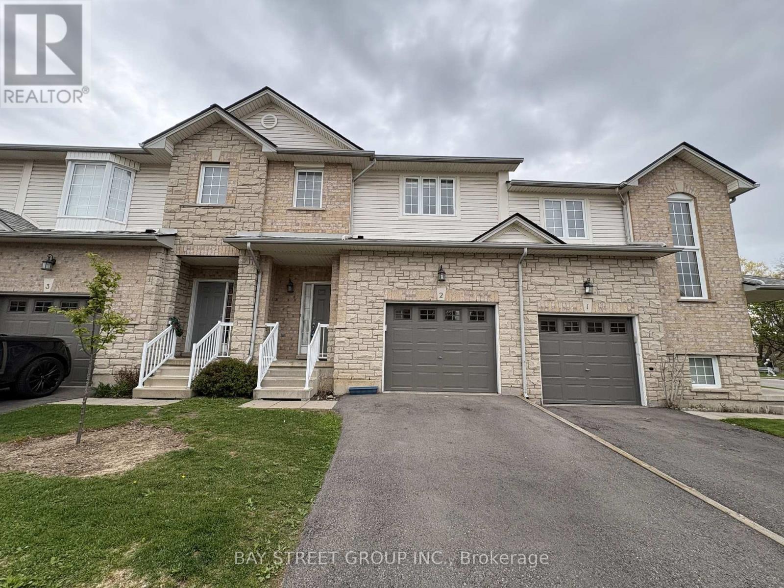 2 - 60 Cloverleaf Drive, Hamilton, Ontario  L9K 1S8 - Photo 2 - X13066540