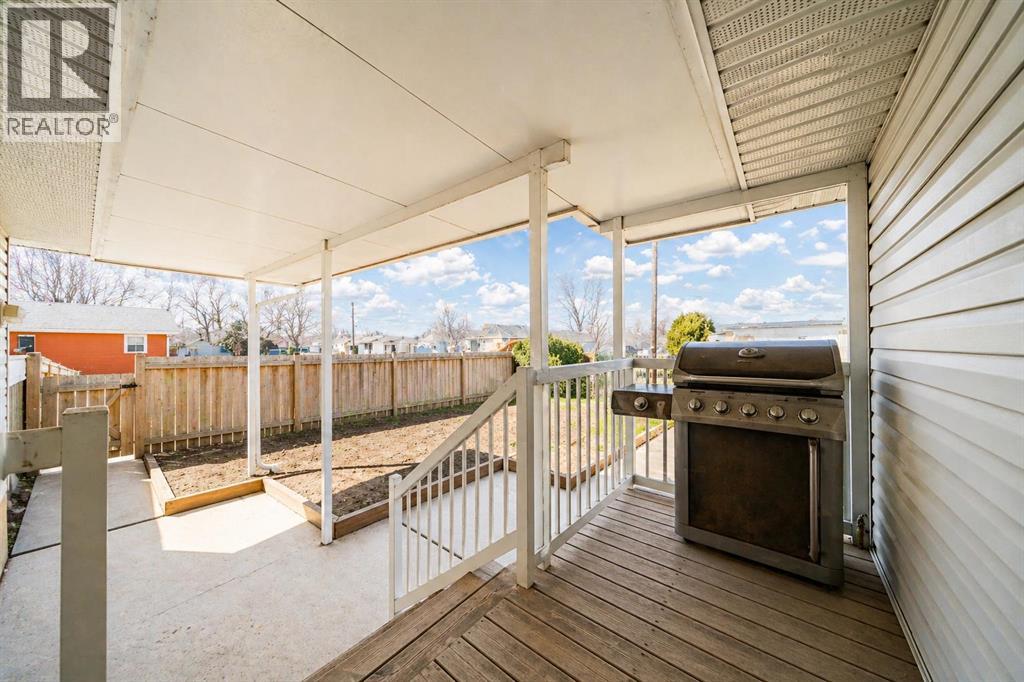 202 8 Avenue E, Bow Island, Alberta  T0K 0G0 - Photo 35 - A2306918