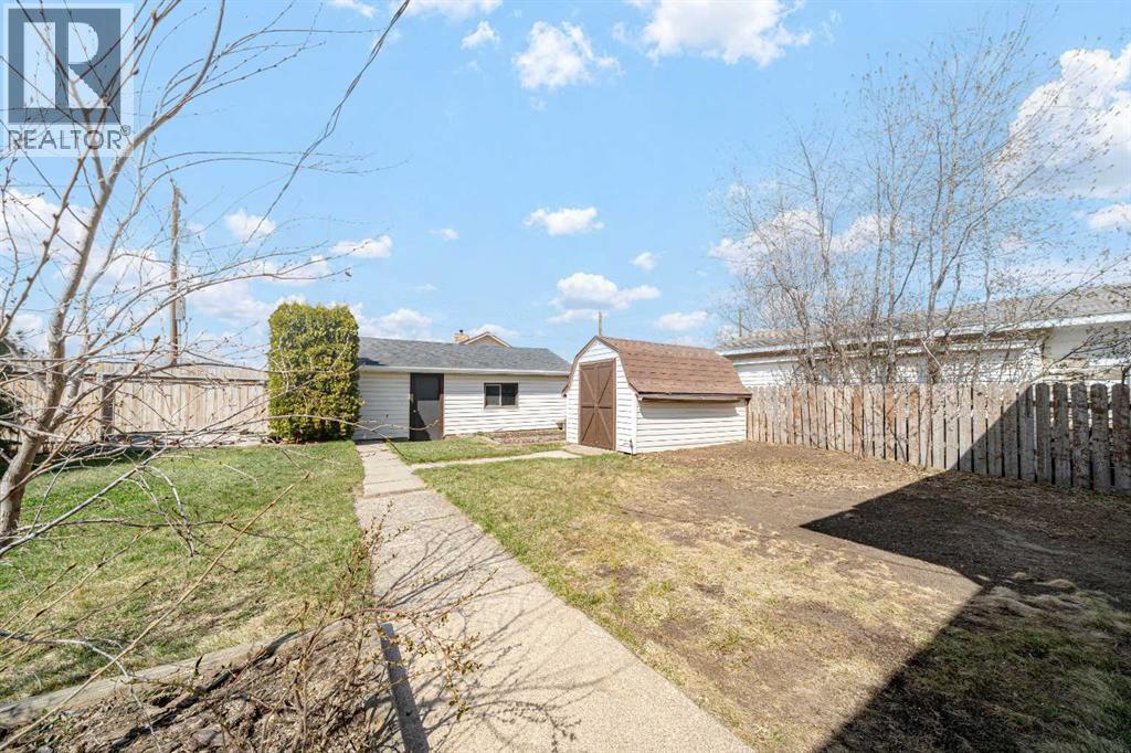 202 8 Avenue E, Bow Island, Alberta  T0K 0G0 - Photo 36 - A2306918