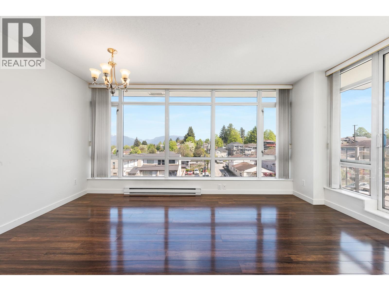 504 4815 Eldorado Mews, Vancouver, British Columbia  V5R 0B2 - Photo 4 - R3117974
