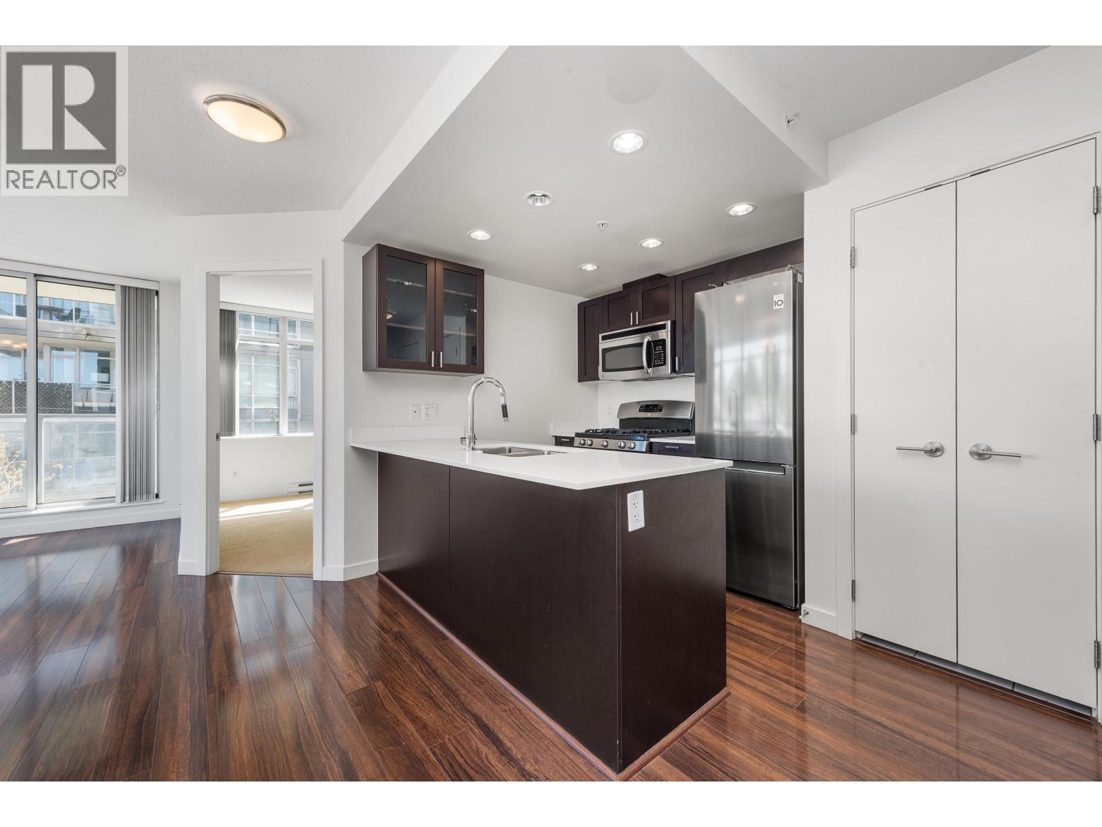 504 4815 Eldorado Mews, Vancouver, British Columbia  V5R 0B2 - Photo 16 - R3117974