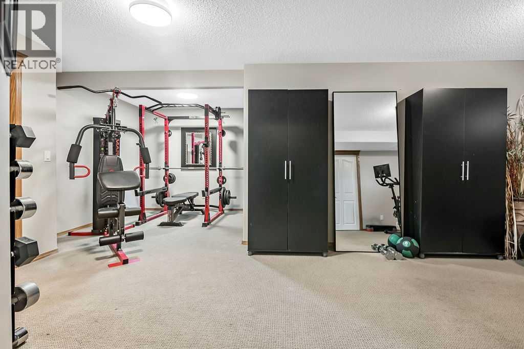 11 Cougarstone Park Sw, Calgary, Alberta  T3H 4Z9 - Photo 27 - A2306130