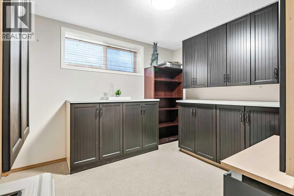 11 Cougarstone Park Sw, Calgary, Alberta  T3H 4Z9 - Photo 30 - A2306130