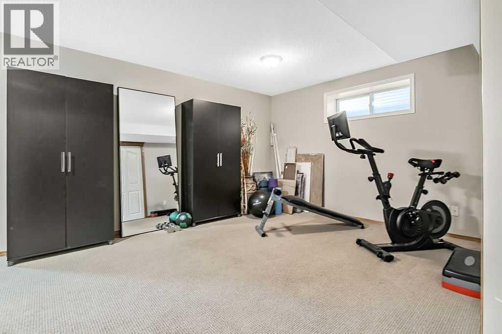 11 Cougarstone Park Sw, Calgary, Alberta  T3H 4Z9 - Photo 28 - A2306130