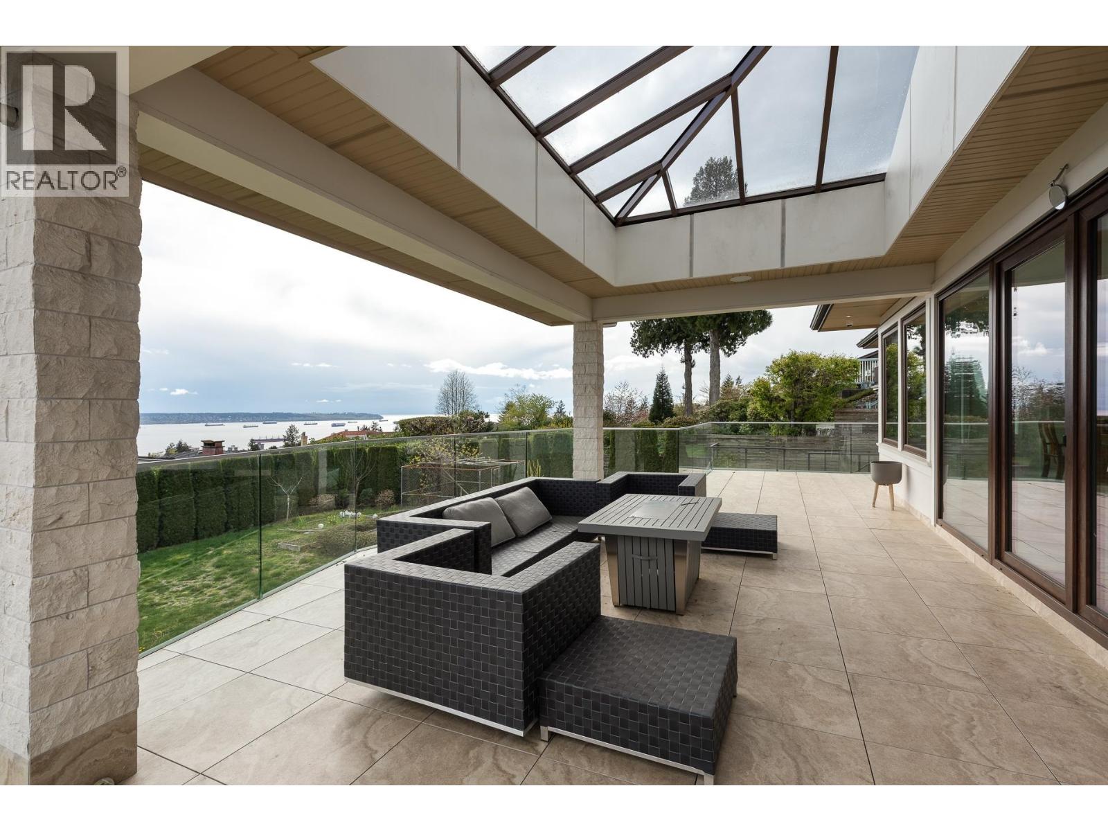 1160 Queens Avenue, West Vancouver, British Columbia  V7S 2K2 - Photo 14 - R3116569