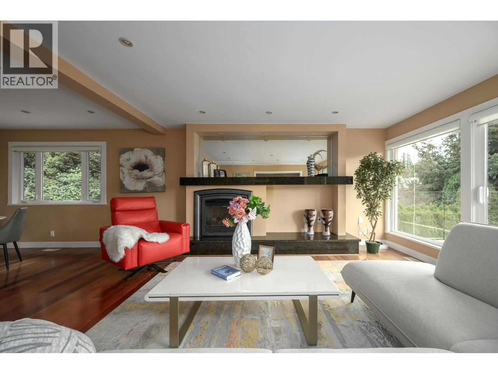 4827 Northwood Place, West Vancouver, British Columbia  V7S 3C5 - Photo 9 - R3113905