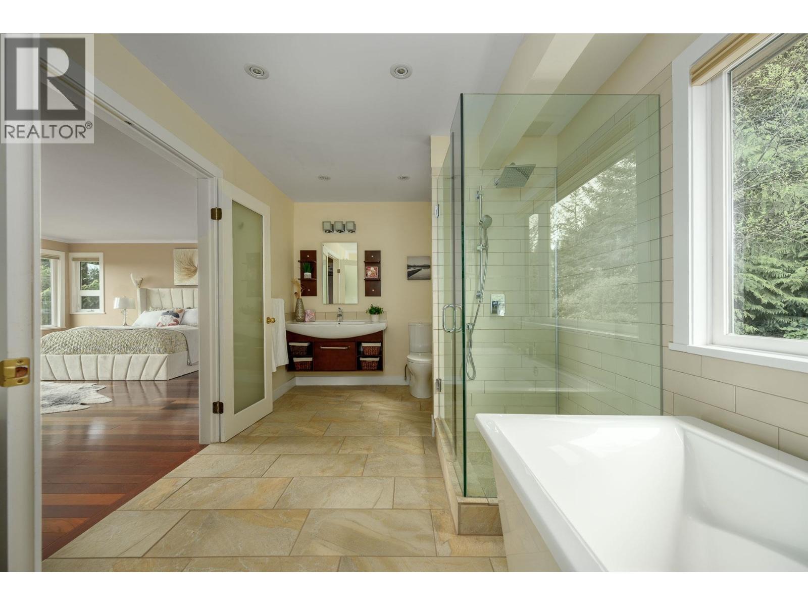 4827 Northwood Place, West Vancouver, British Columbia  V7S 3C5 - Photo 21 - R3113905