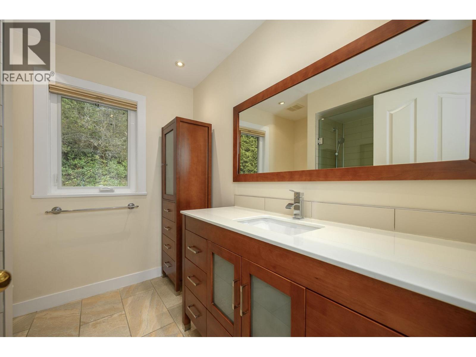 4827 Northwood Place, West Vancouver, British Columbia  V7S 3C5 - Photo 25 - R3113905