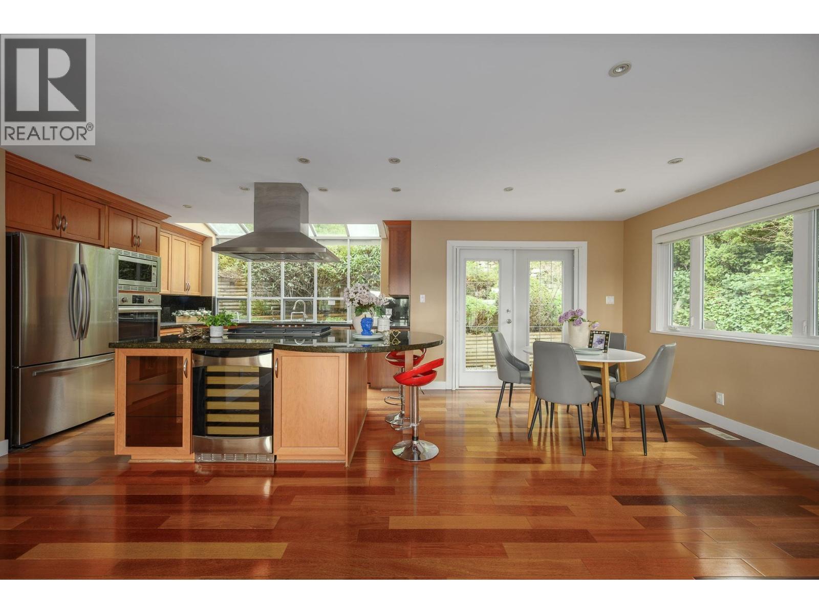 4827 Northwood Place, West Vancouver, British Columbia  V7S 3C5 - Photo 11 - R3113905