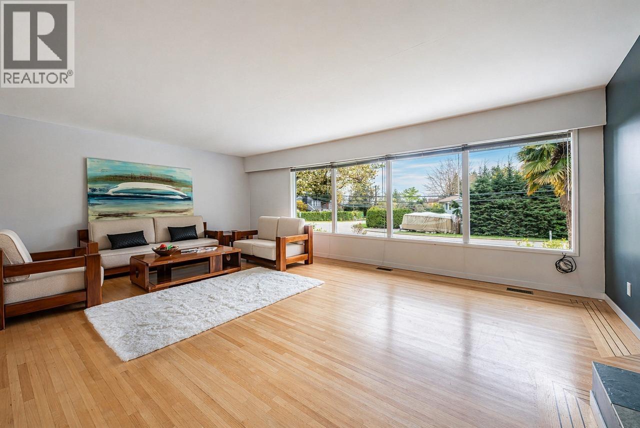 4037 Ripple Road, West Vancouver, British Columbia  V7V 3L1 - Photo 4 - R3116087