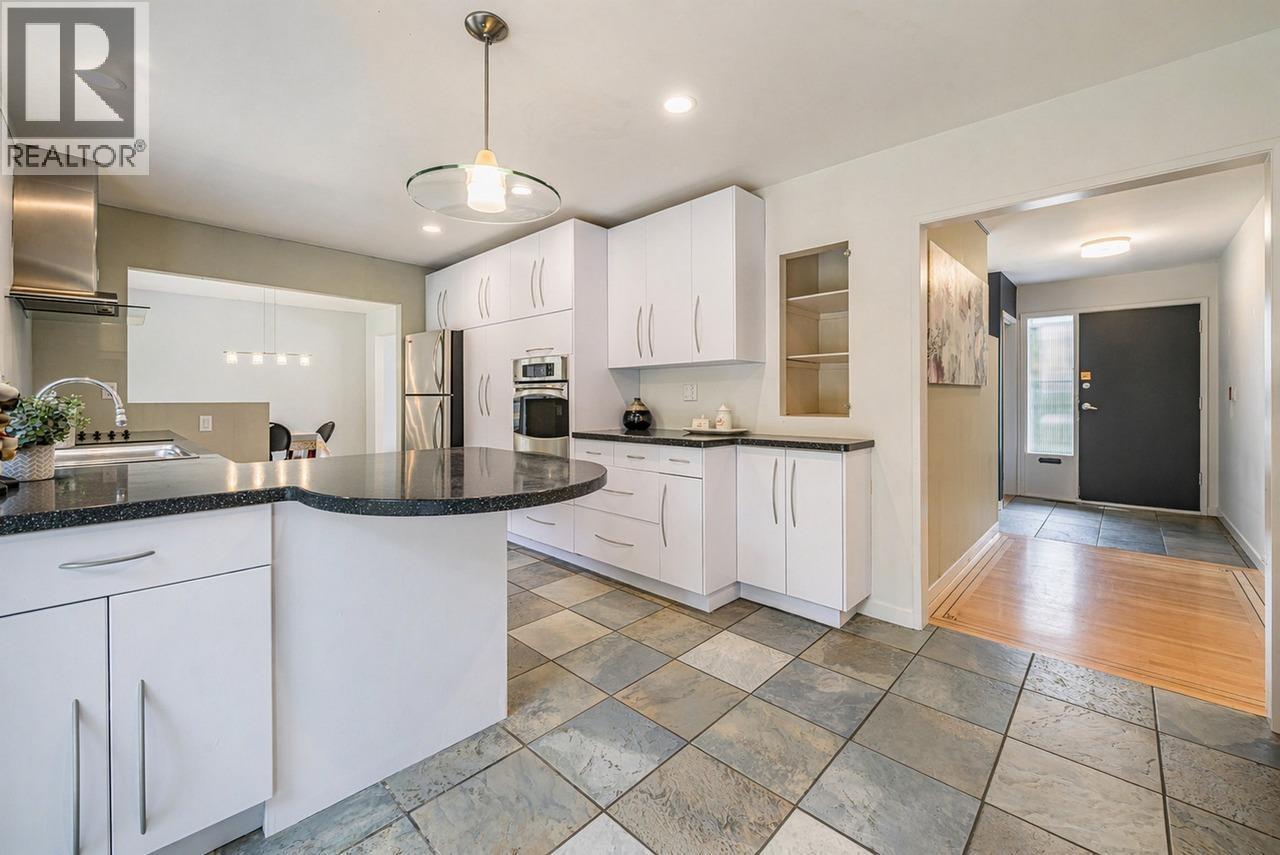4037 Ripple Road, West Vancouver, British Columbia  V7V 3L1 - Photo 5 - R3116087