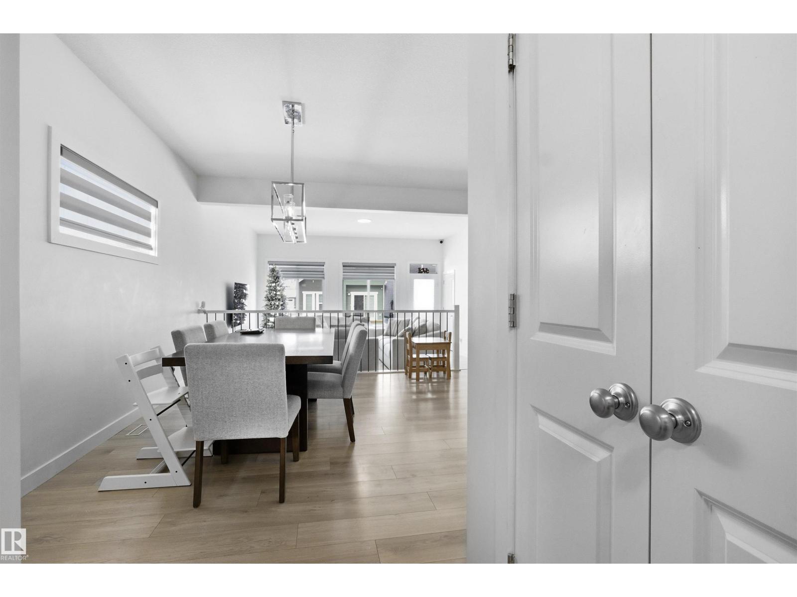 3888 Chrustawka Pl Sw, Edmonton, Alberta  T6W 5B2 - Photo 4 - E4485072