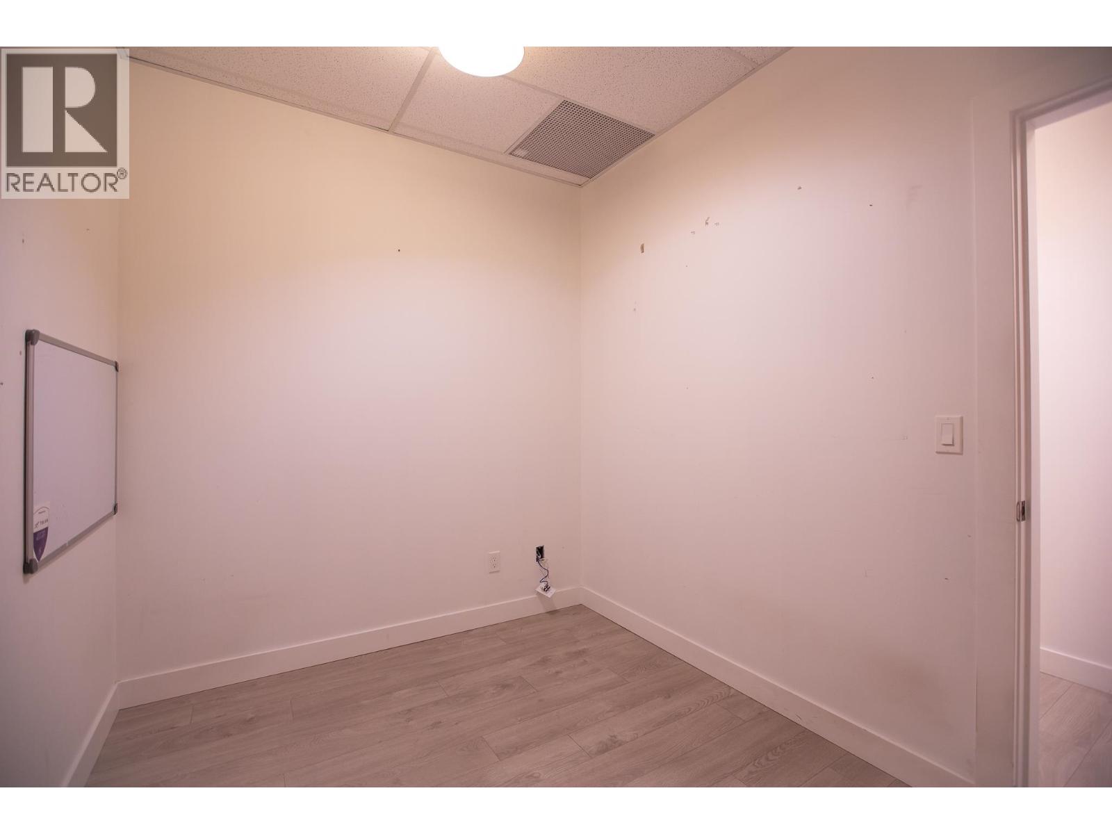 103 875 Gibsons Way, Gibsons, British Columbia  V0N 1V0 - Photo 13 - C8078367