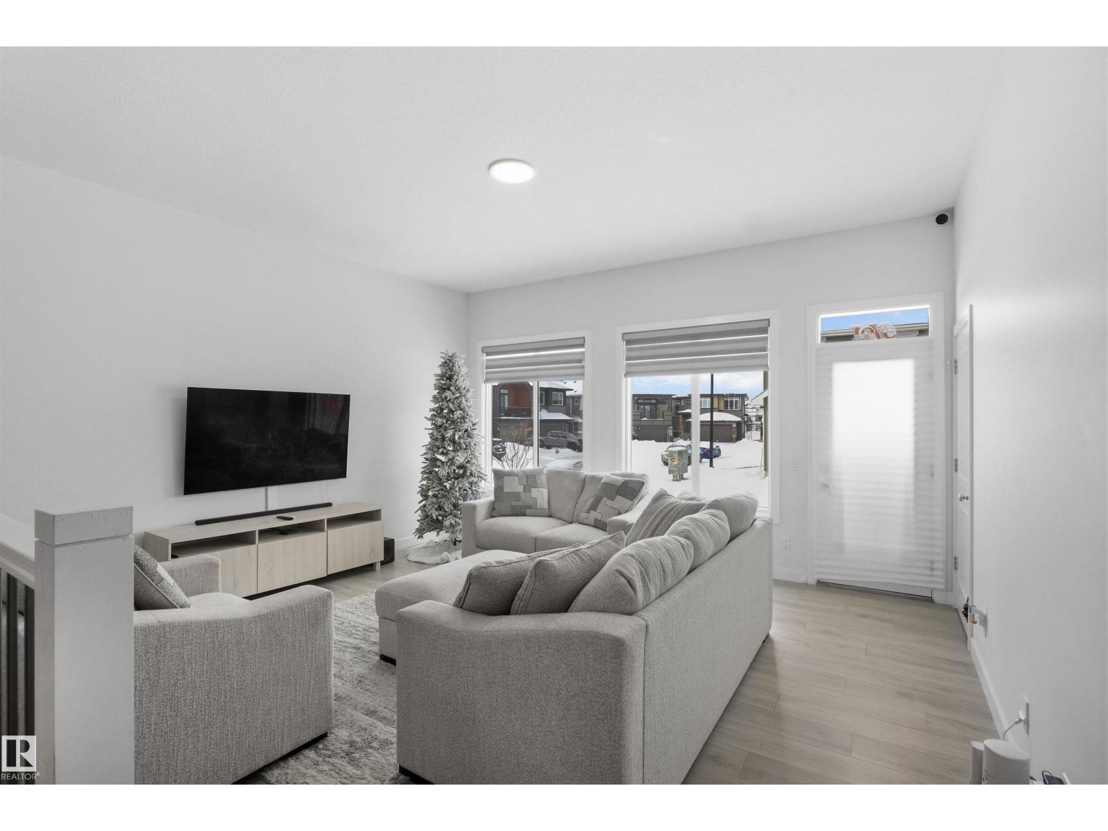 3888 Chrustawka Pl SW, Edmonton, Alberta  T6W 5B2 - Photo 9 - E4485072
