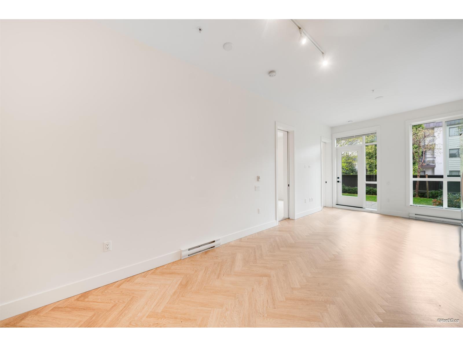 114 10168 149 Street, Surrey, British Columbia  V3R 0E9 - Photo 5 - R3118150