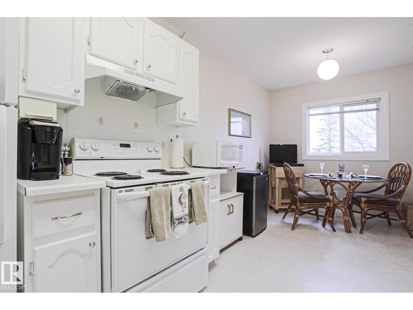 #12 2020 105 St Nw, Edmonton, Alberta  T6J 5J2 - Photo 12 - E4483817