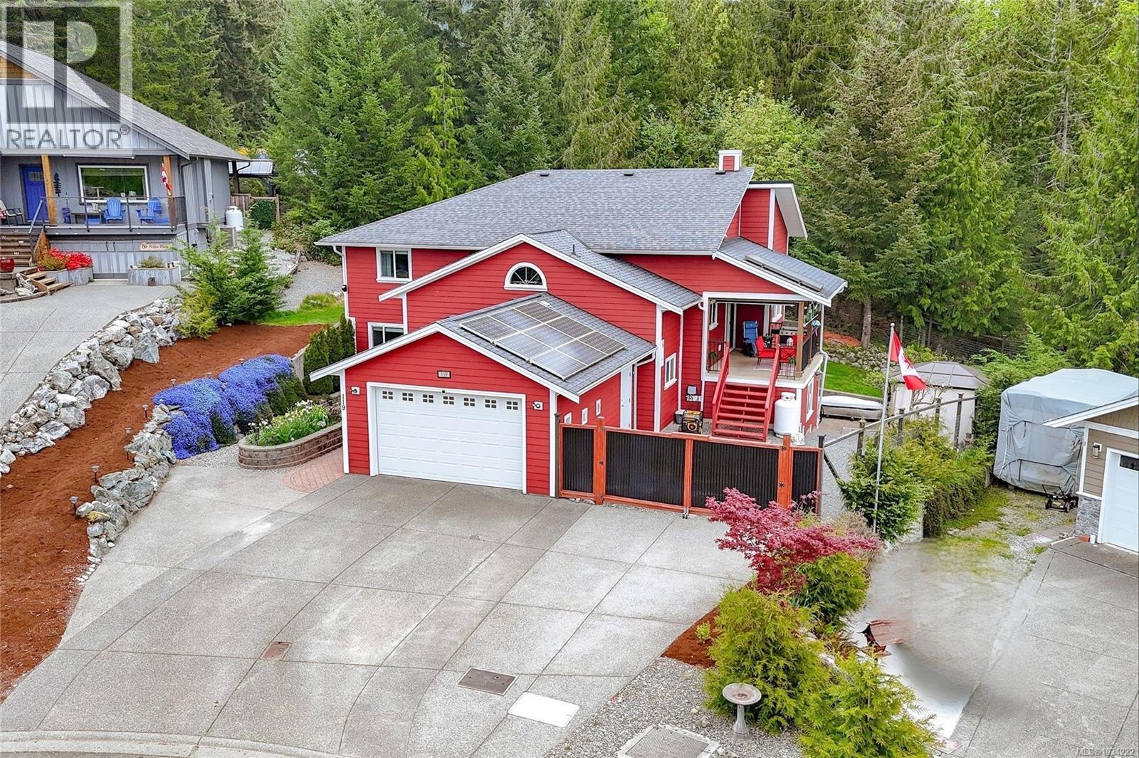 119 Beech Cres, Lake Cowichan, British Columbia  V0R 2G0 - Photo 4 - 1034222