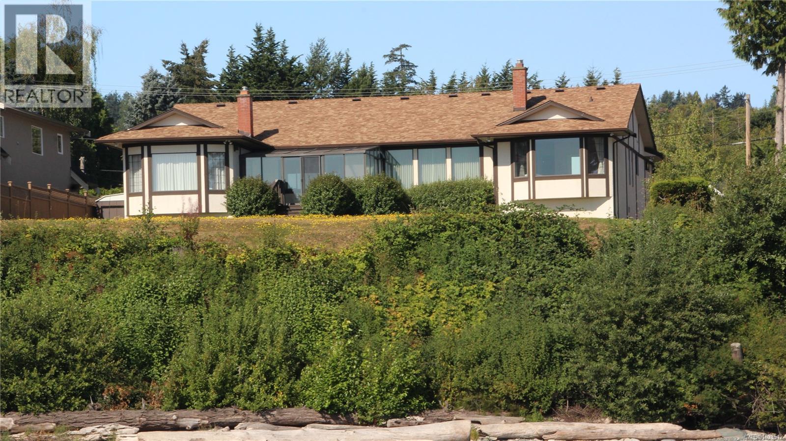 8877 Lochside Dr, North Saanich, British Columbia  V8L 1N1 - Photo 25 - 1033512