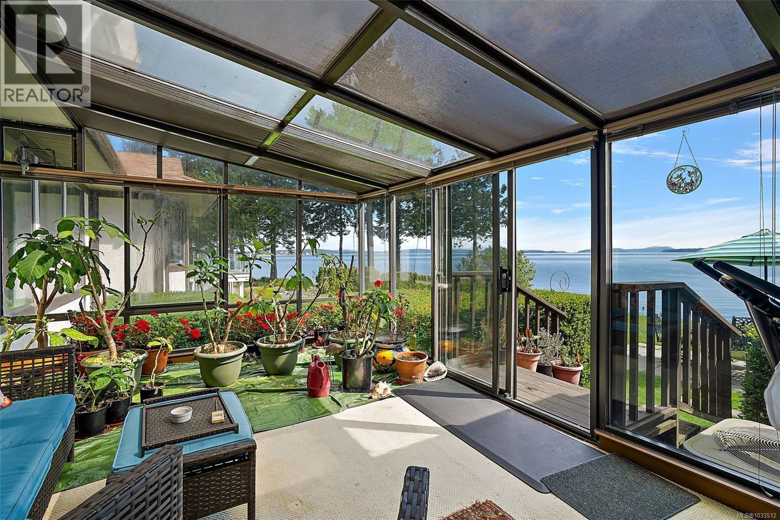 8877 Lochside Dr, North Saanich, British Columbia  V8L 1N1 - Photo 48 - 1033512