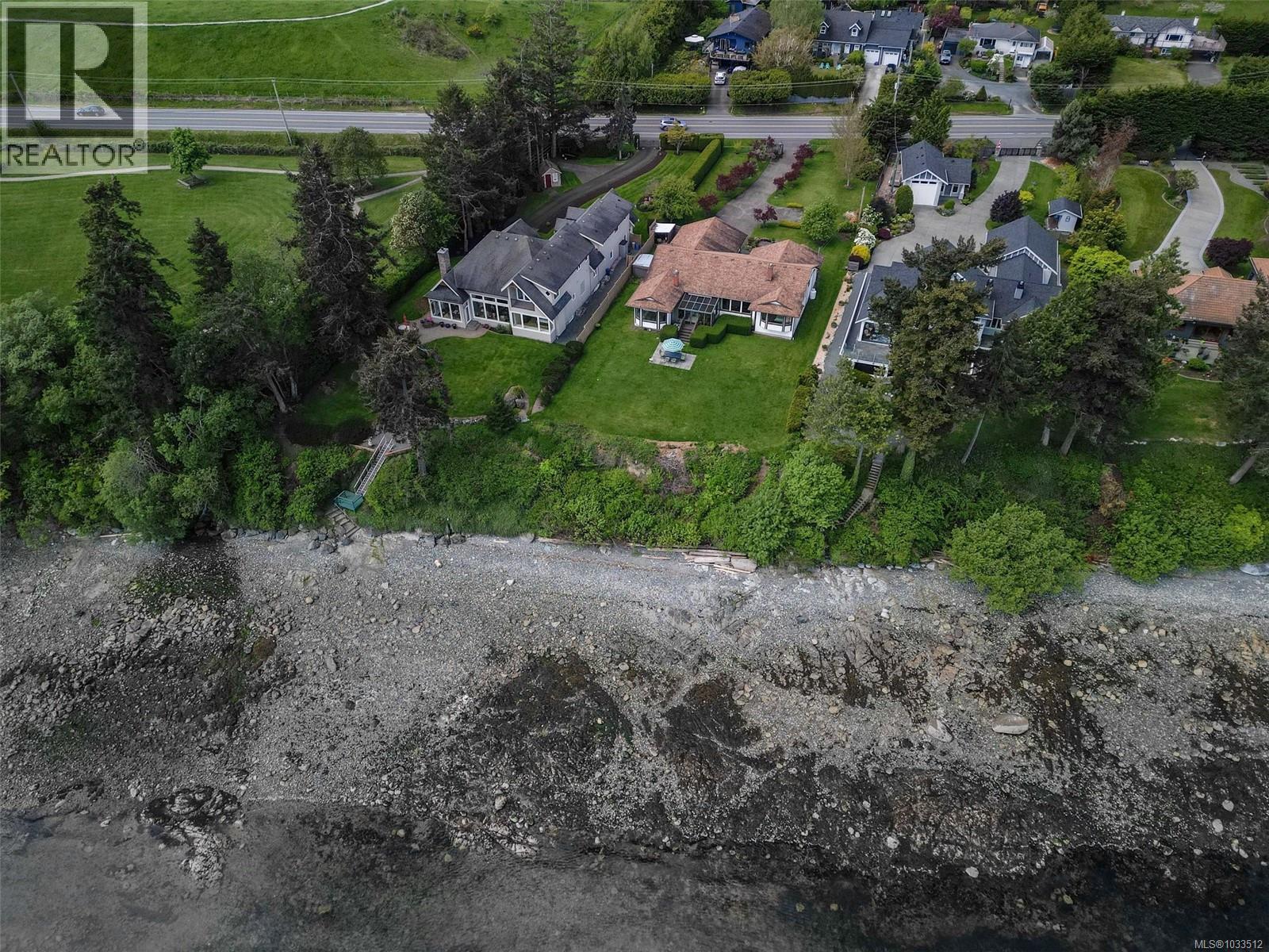 8877 Lochside Dr, North Saanich, British Columbia  V8L 1N1 - Photo 66 - 1033512