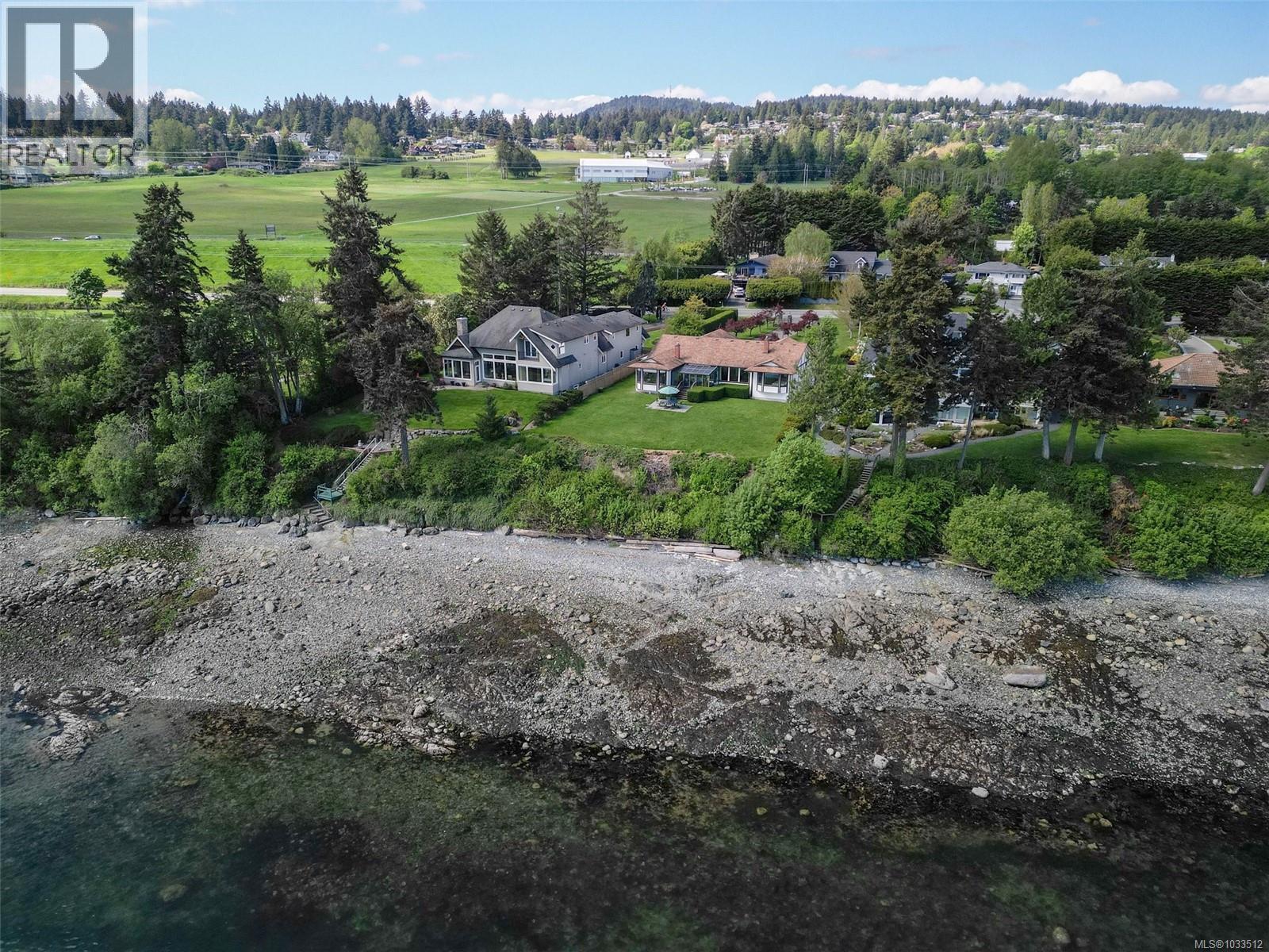 8877 Lochside Dr, North Saanich, British Columbia  V8L 1N1 - Photo 74 - 1033512