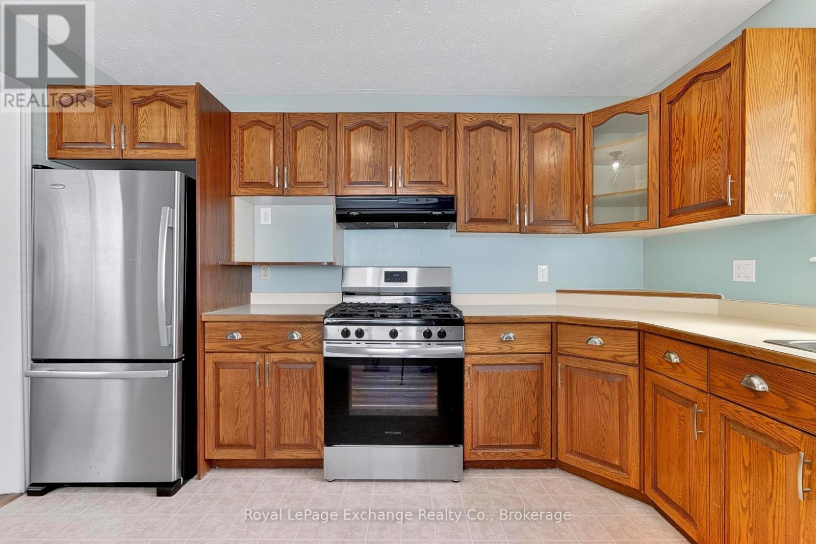 672 Stewart Drive, Kincardine, Ontario  N2Z 3B3 - Photo 11 - X13066674
