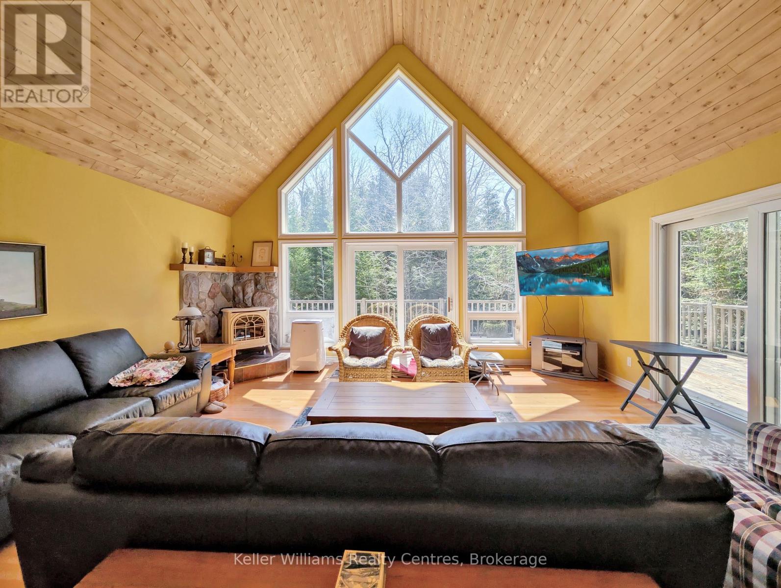 39 Lakewood Country Lane, Northern Bruce Peninsula, Ontario  N0H 1W0 - Photo 10 - X13066694