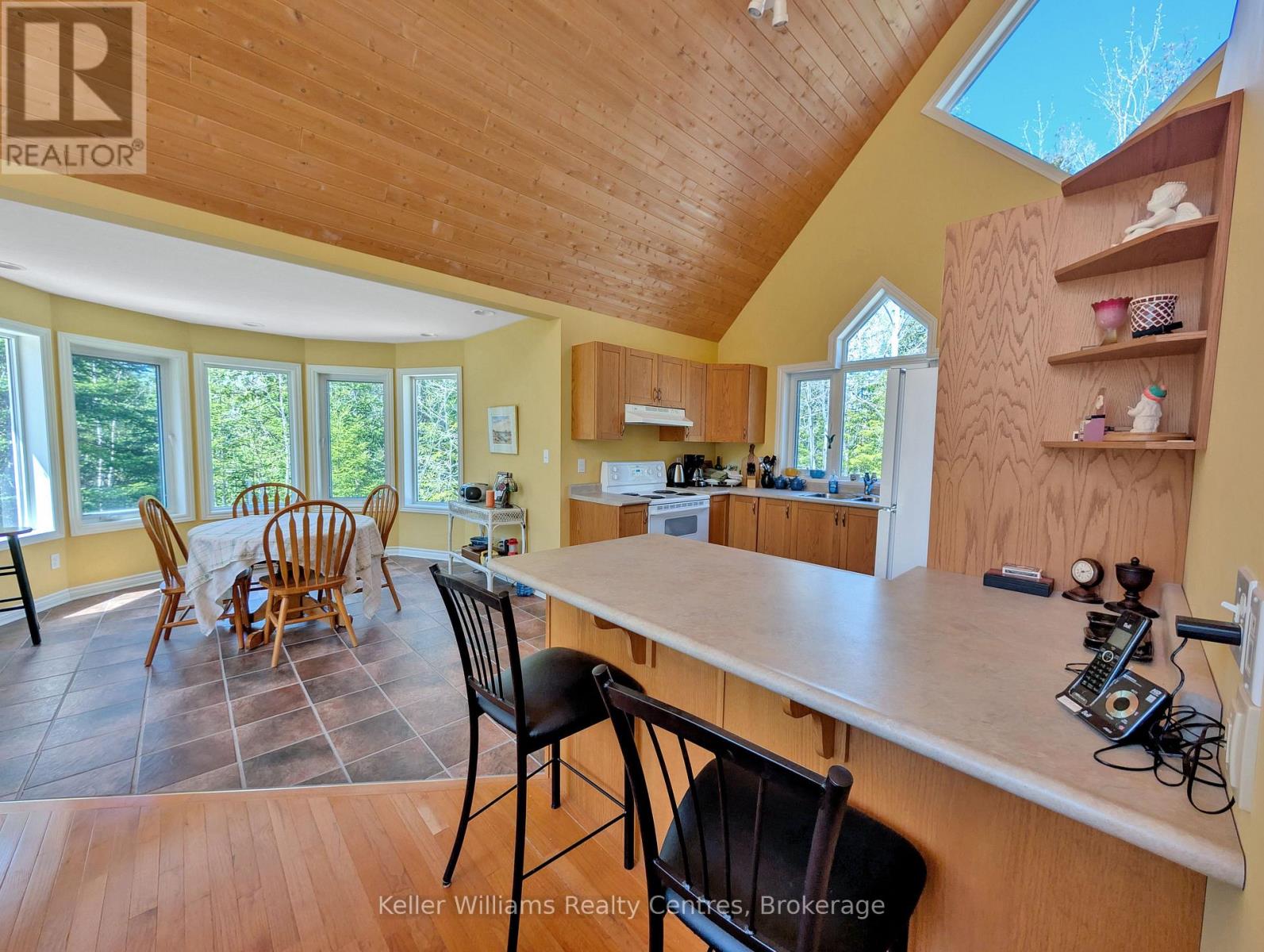 39 Lakewood Country Lane, Northern Bruce Peninsula, Ontario  N0H 1W0 - Photo 17 - X13066694
