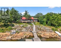 34 B320 SANS SOUCI ISLAND, the archipelago (archipelago south), Ontario