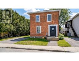 675 ZAIRE STREET, Prescott, Ontario